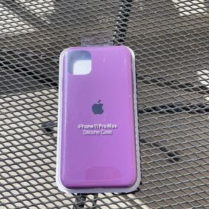 New  iPhone 11 Pro Max Silicone case Purple